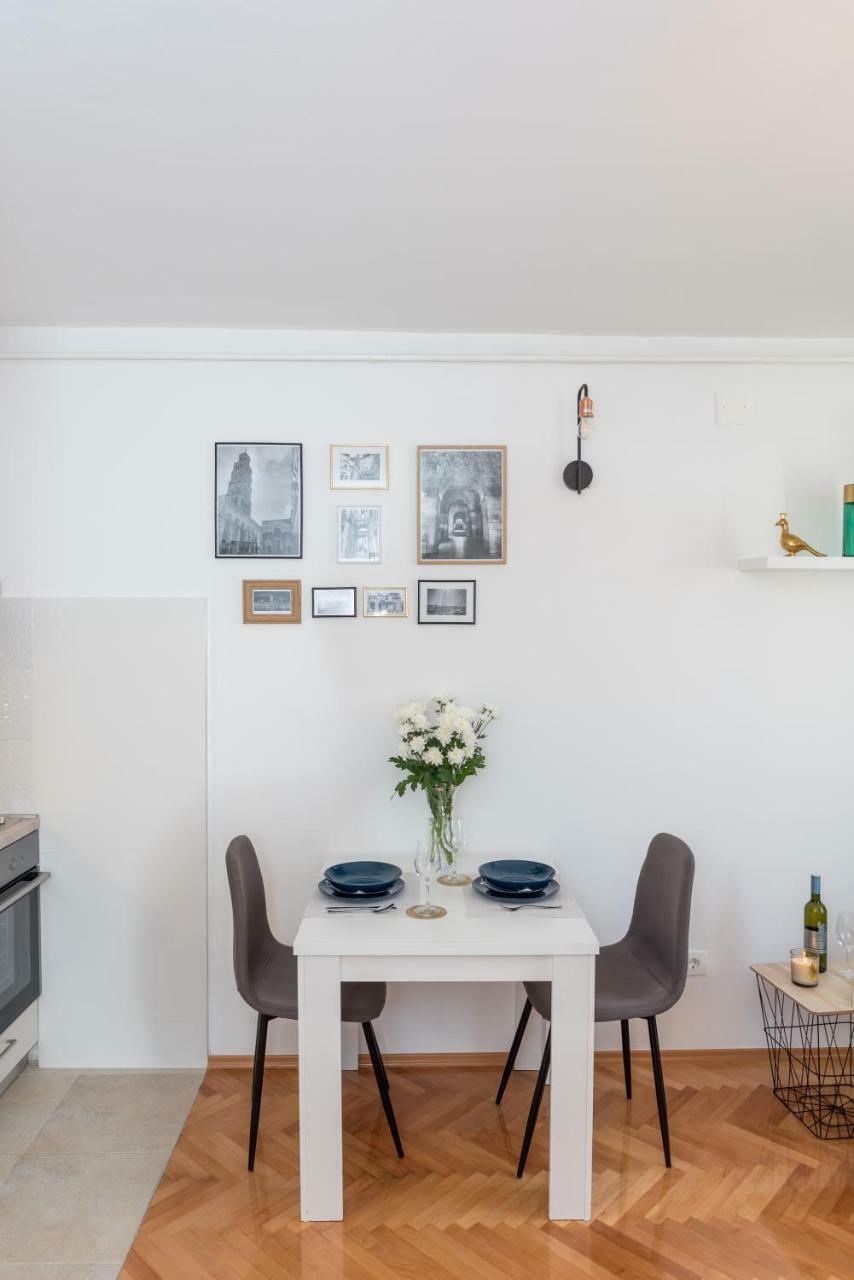 Apartment Var Spalato Esterno foto